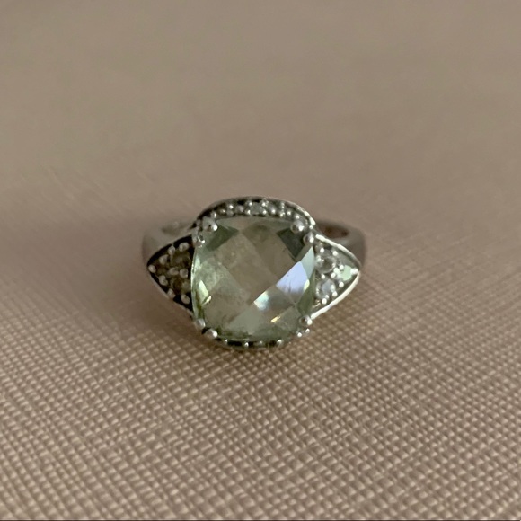 Delmar Silver diamond💎flanked Green Amethyst Ring - Picture 5 of 10
